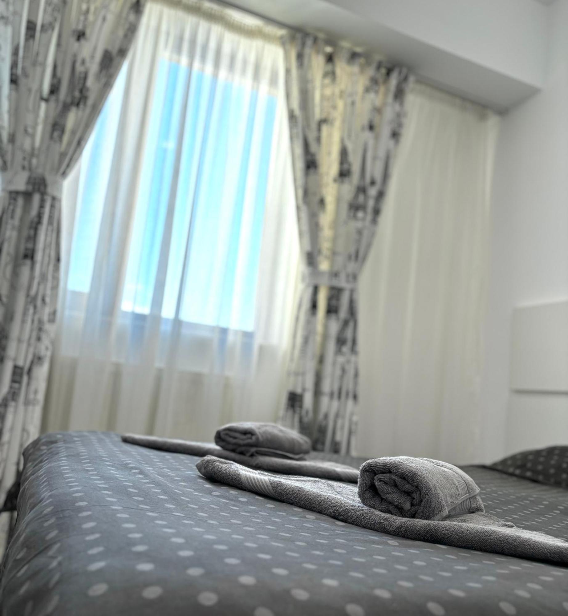 Taste Of Iasi - Two Room Apartment - Central - Sunset Touch 外观 照片